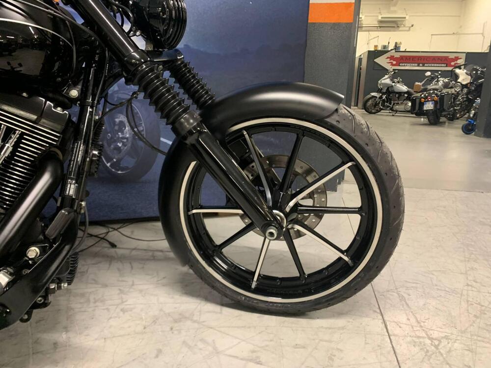 Harley-Davidson 1690 Breakout (2013 - 17) - FXSB (3)