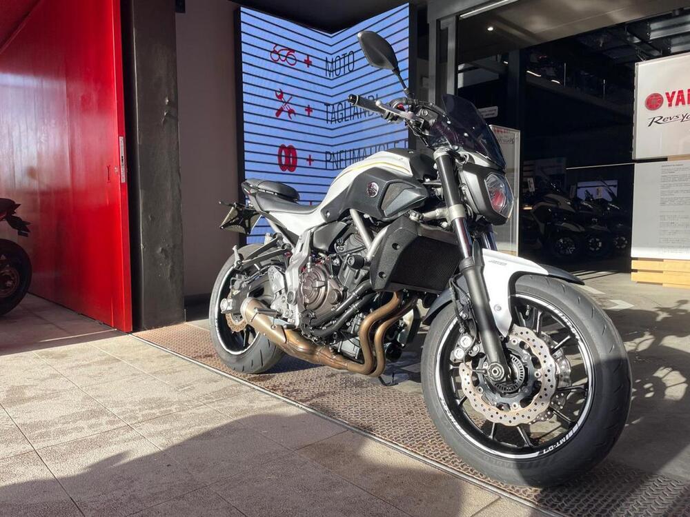 Yamaha MT-07 (2014 - 16) (2)