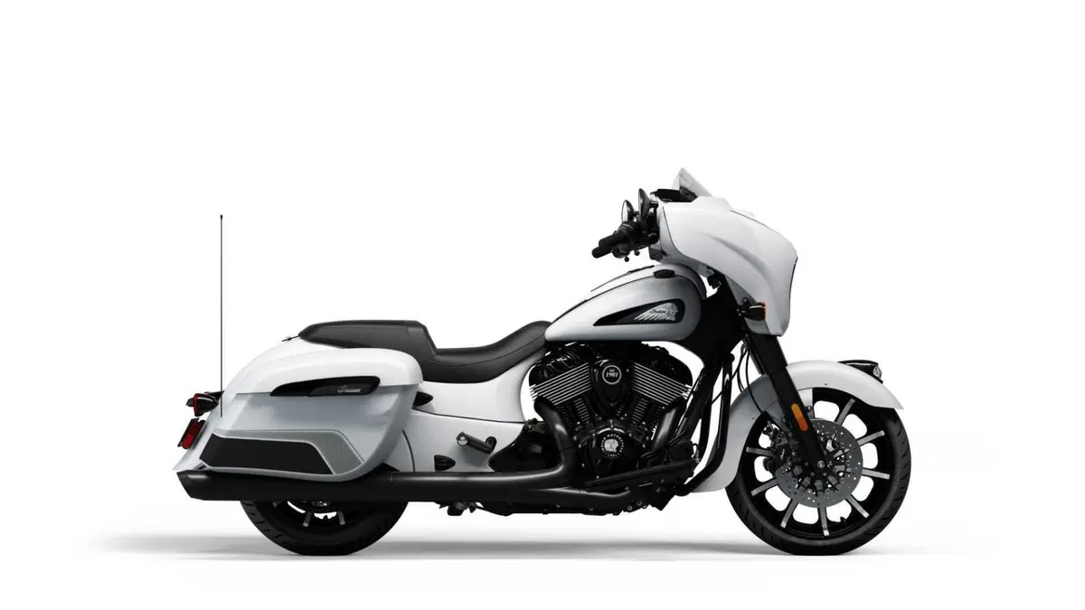 Indian Chieftain Chieftain 1890 Dark Horse (2021 - 25) (5)