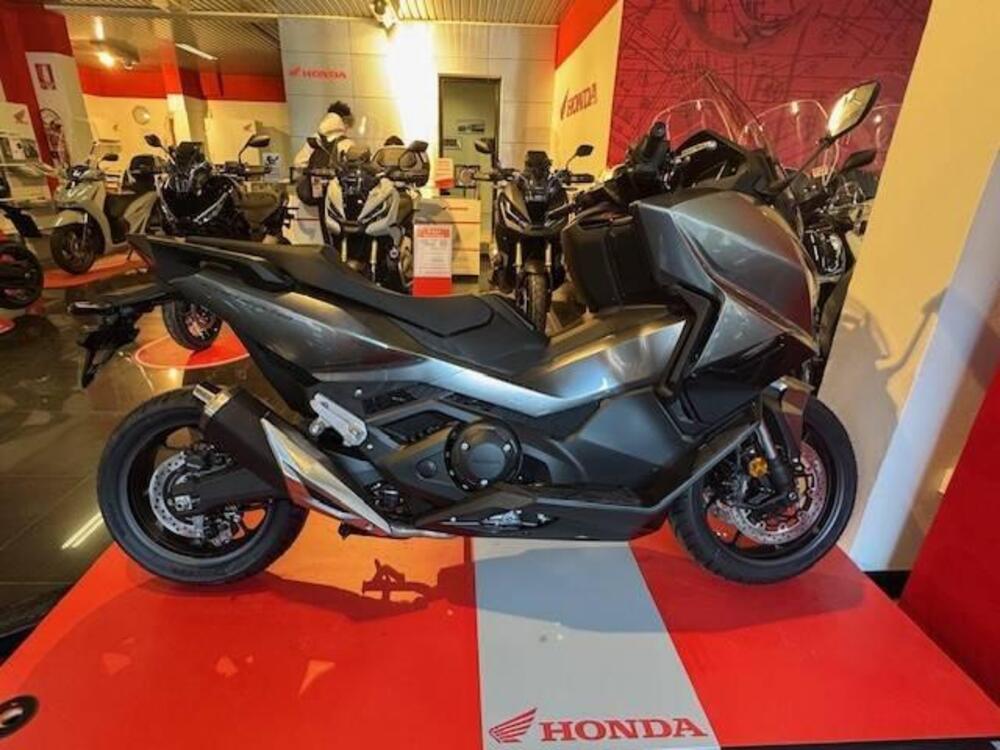 Honda Forza 750 (2025)