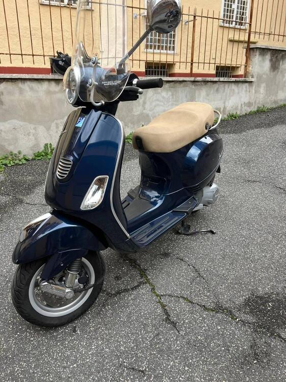 Vespa LX 150 3V (2012 - 14) (2)