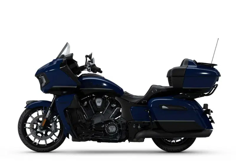 Indian Pursuit Pursuit 1834 Powerplus Dark Horse (2025 - 26) (3)