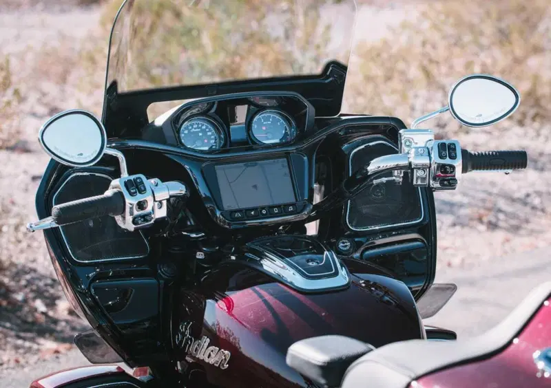 Indian Pursuit Pursuit 1834 Powerplus Limited (2025 - 26) (8)
