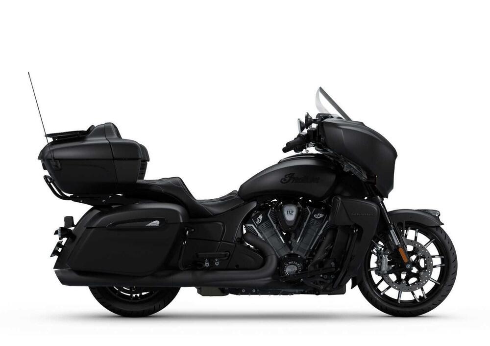 Indian Roadmaster 1834 Powerplus Dark Horse (2025) (2)