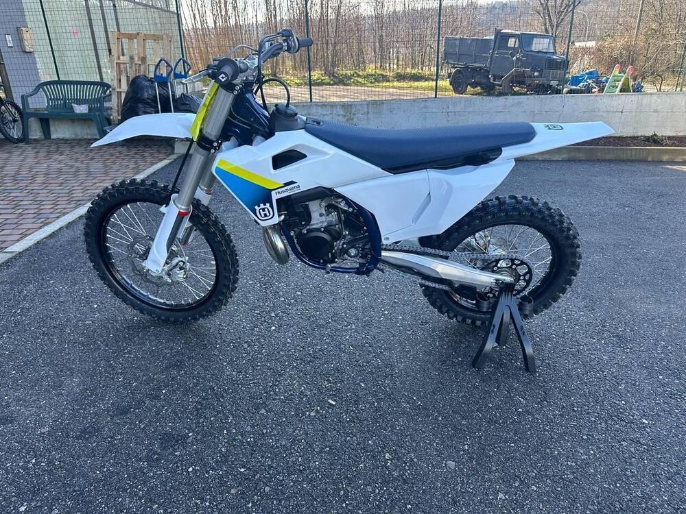 Husqvarna TC 250 (2025) (2)