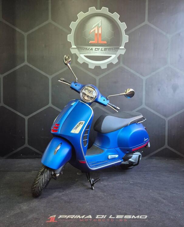 Vespa GTS 300 Super (2023 - 24) (4)