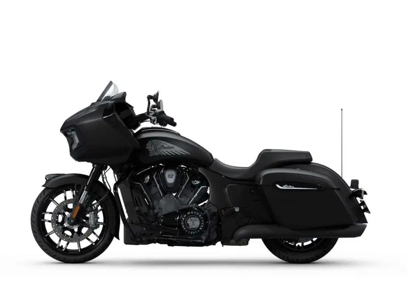 Indian Challenger Challenger 1834 Powerplus Dark Horse (2025 - 26) (3)
