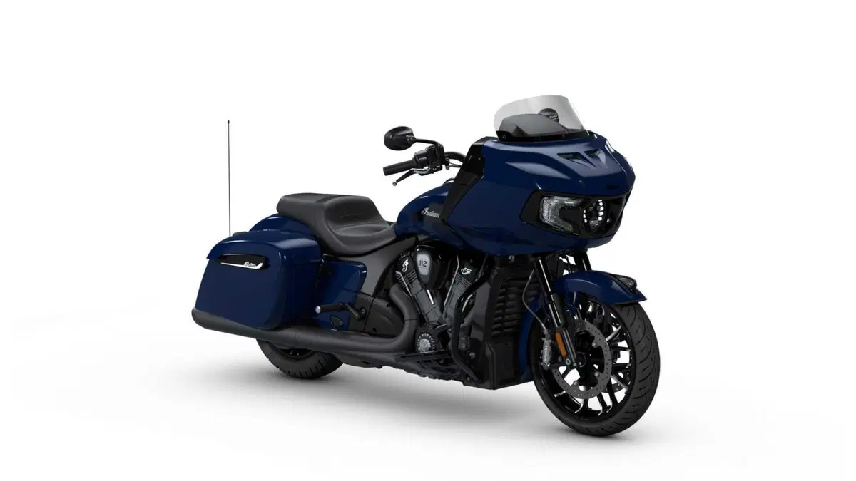 Indian Challenger Challenger 1834 Powerplus Dark Horse (2025 - 26) (4)