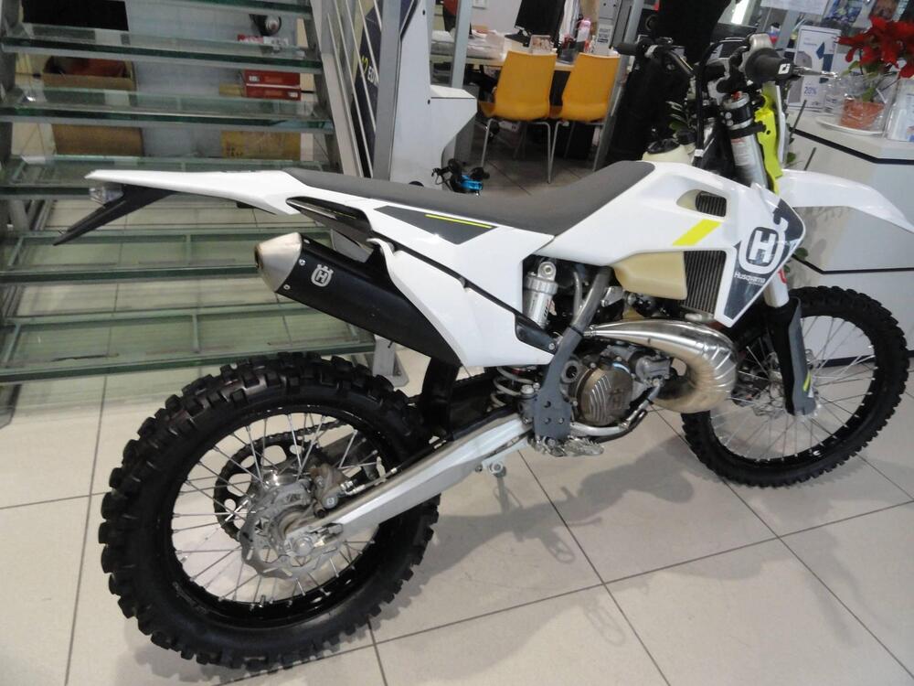 Husqvarna TE 300i (2022) (3)