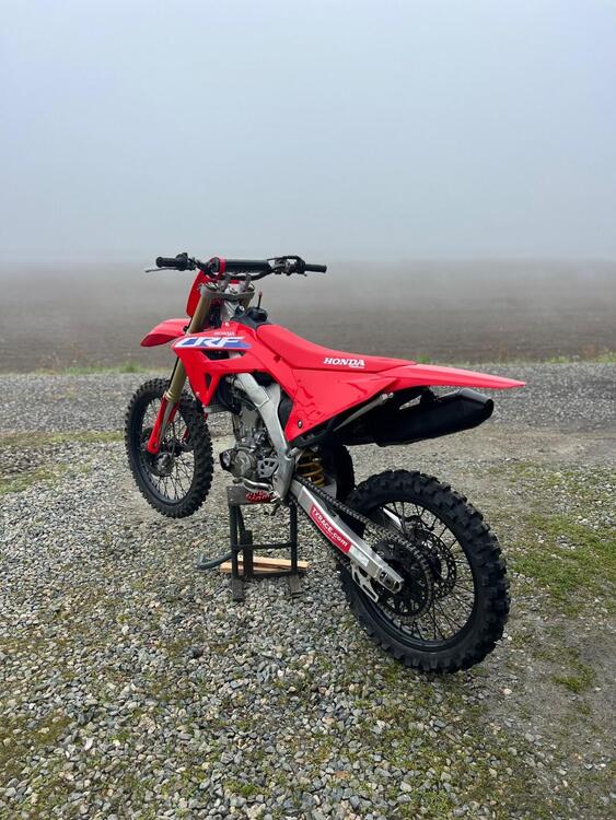 Honda CRF 250 R (2005) (2)