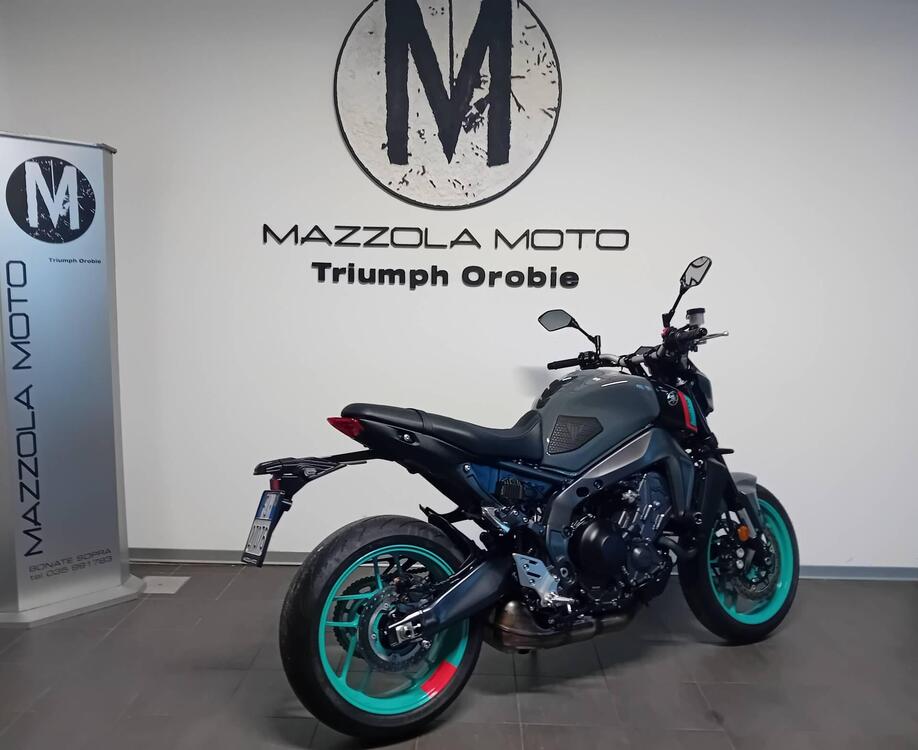 Yamaha MT-09 (2021 - 23) (2)