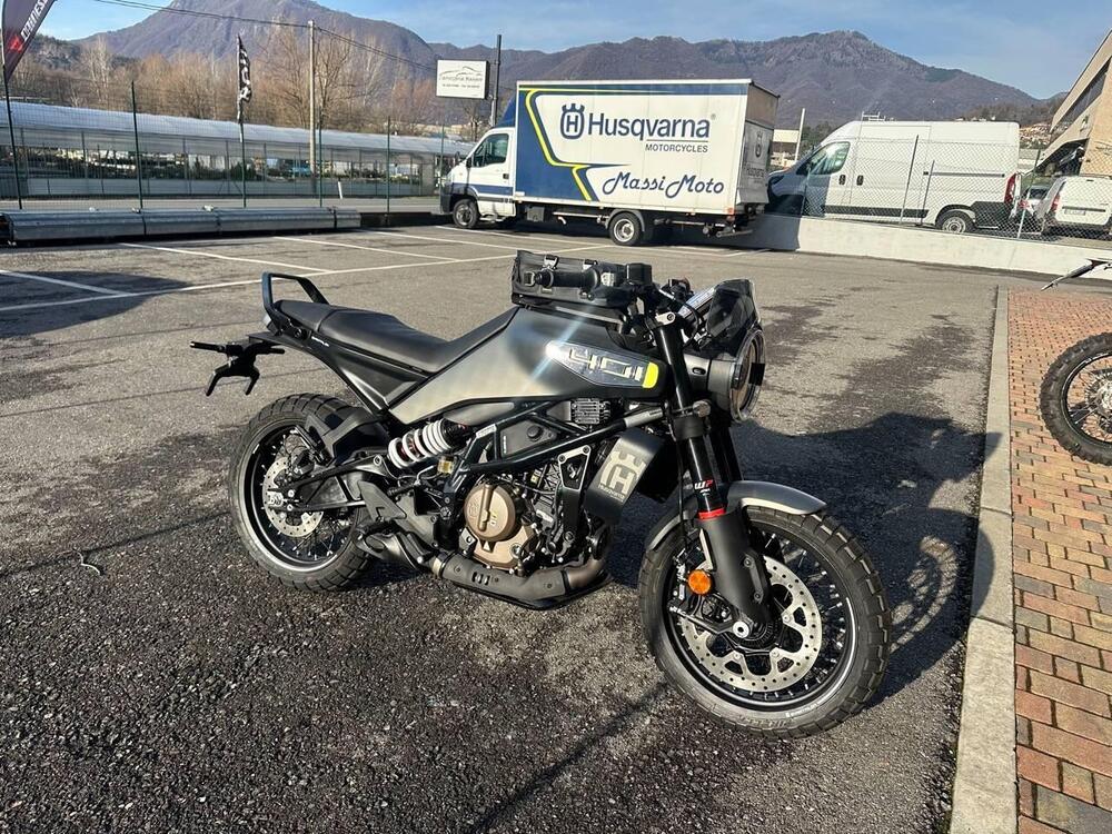 Husqvarna Svartpilen 401 (2024 - 25)