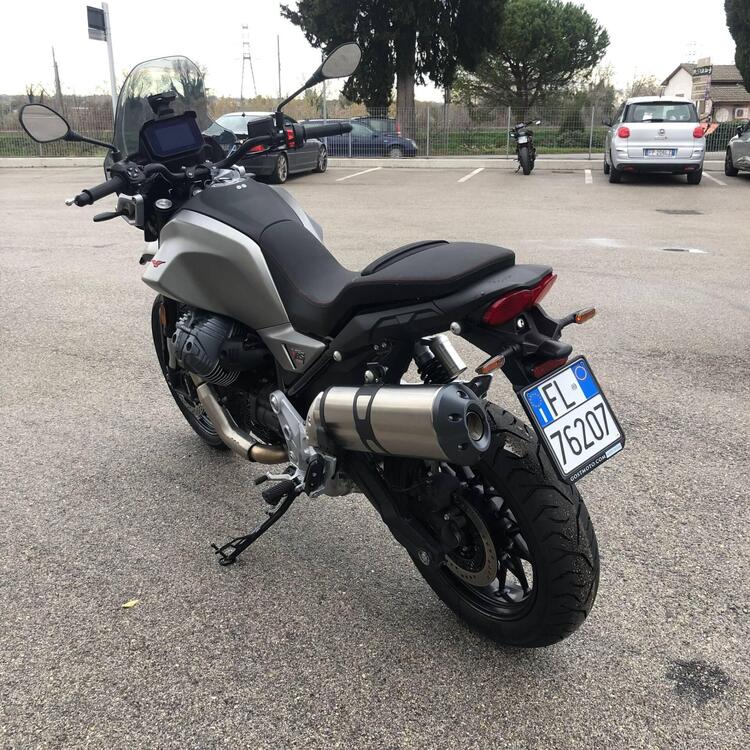 Moto Guzzi V85 Strada (2024 - 25) (5)