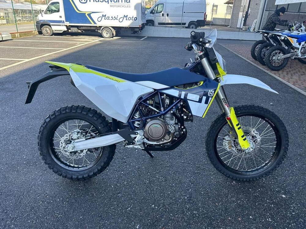 Husqvarna 701 Enduro (2023 - 25) (3)