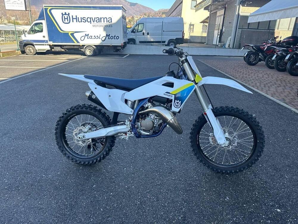 Husqvarna TC 125 (2025) (2)