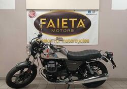 Moto Guzzi V7 III Limited (2018) usata