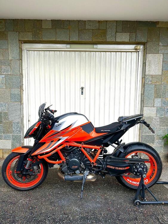 KTM 1290 Super Duke R (2022 - 23)