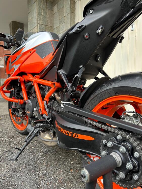 KTM 1290 Super Duke R (2022 - 23) (5)