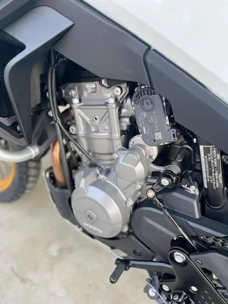 CFMOTO 800MT Explore (2023 - 26) (13)