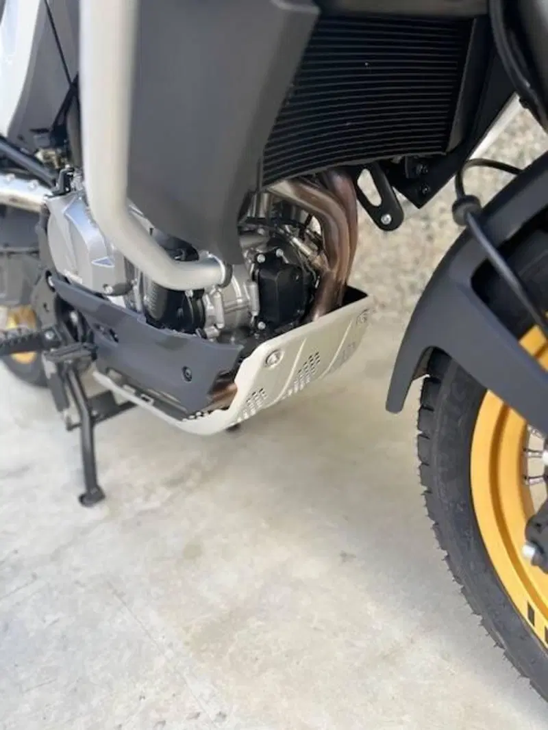 CFMOTO 800MT Explore (2023 - 26) (20)