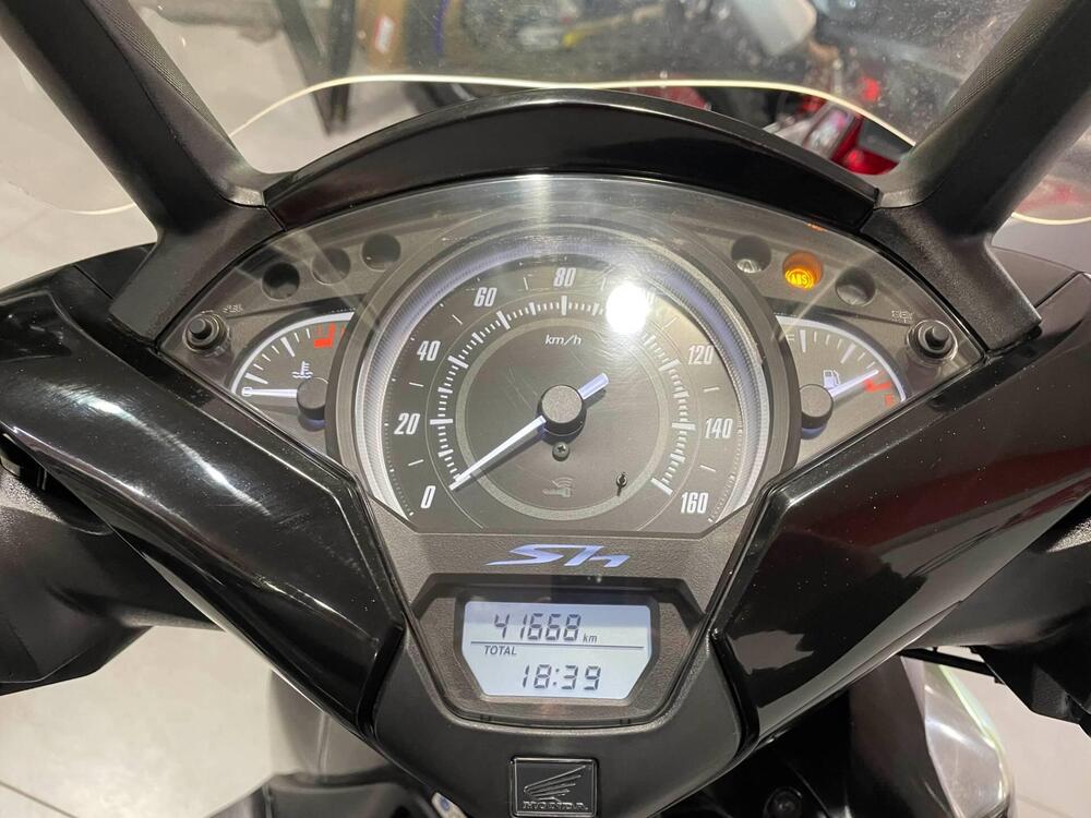 Honda SH 150 i (2017 - 19) (3)