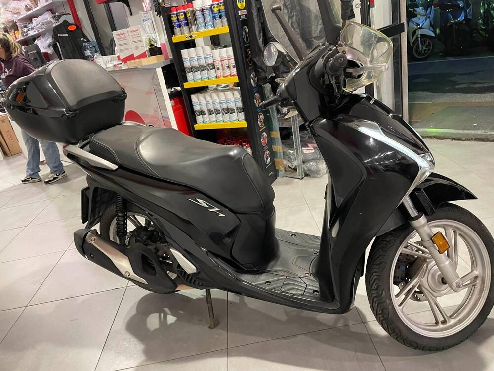 Honda SH 150 i (2017 - 19) (5)