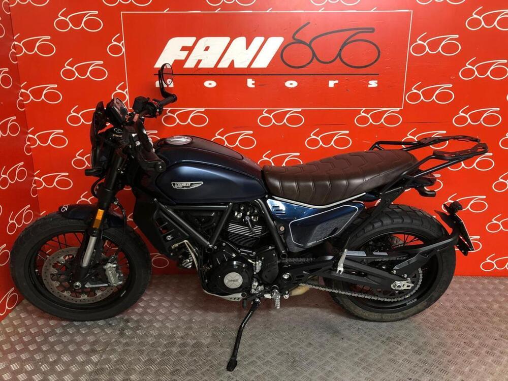 Ducati Scrambler 800 Nightshift (2023 - 25) (2)