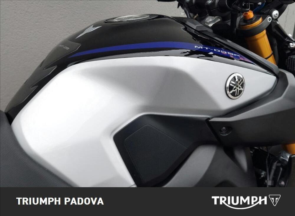 Yamaha MT-09 SP (2018 - 20) (4)