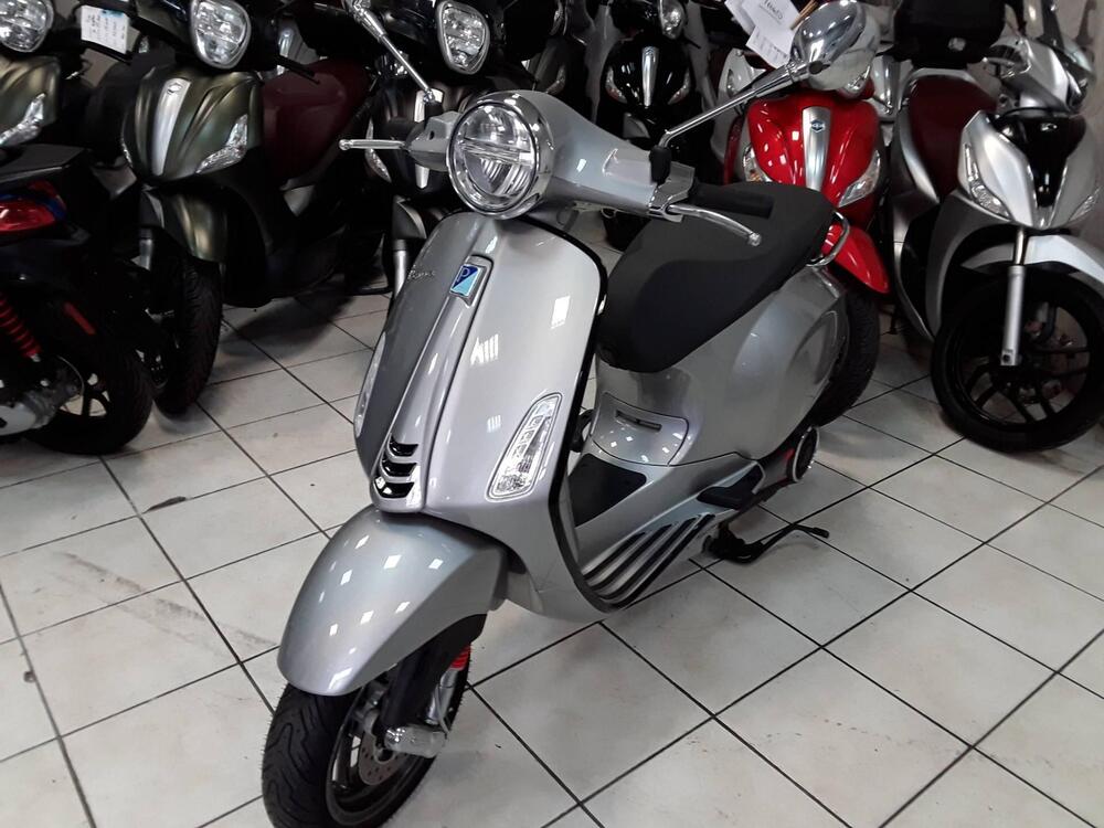 Vespa Vespa Elettrica 70 (2020 - 24) (2)