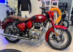 Royal Enfield Classic 350 (2021 - 25) nuova