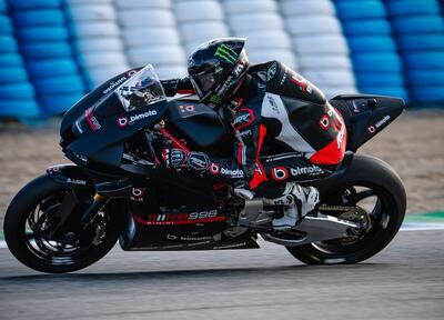 SBK 2025. Test di Portimao. Day2. Sotto la pioggia Alex Lowes precede Razgatlioglu