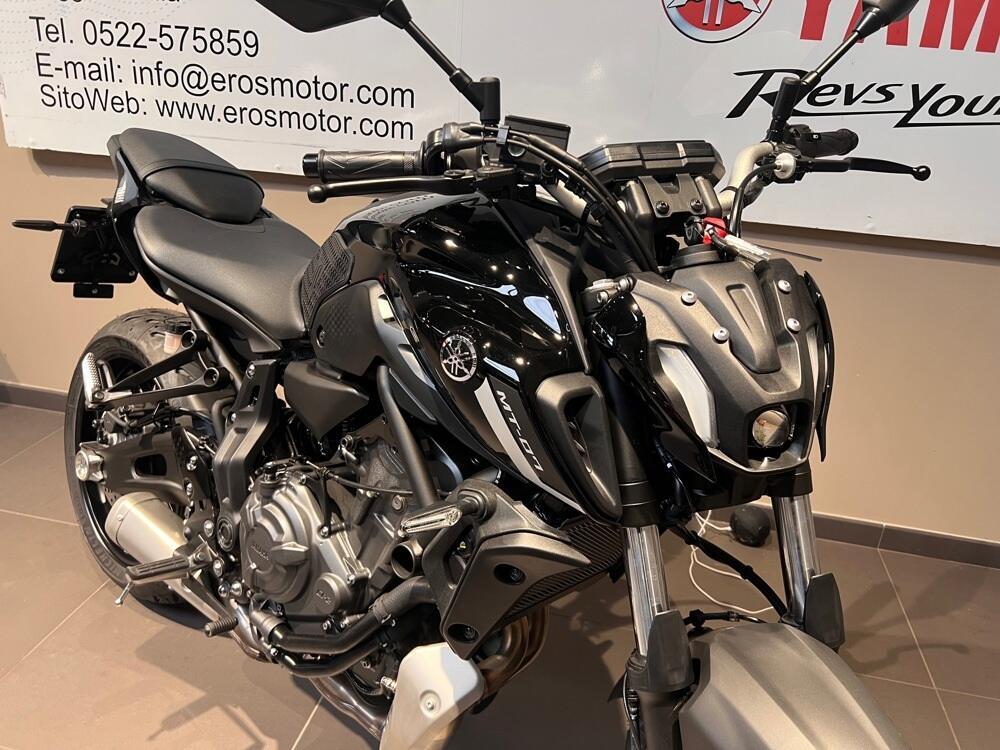 Yamaha MT-07 Pure (2023 - 25) (3)