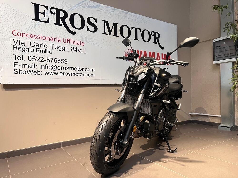 Yamaha MT-07 Pure (2023 - 25) (5)