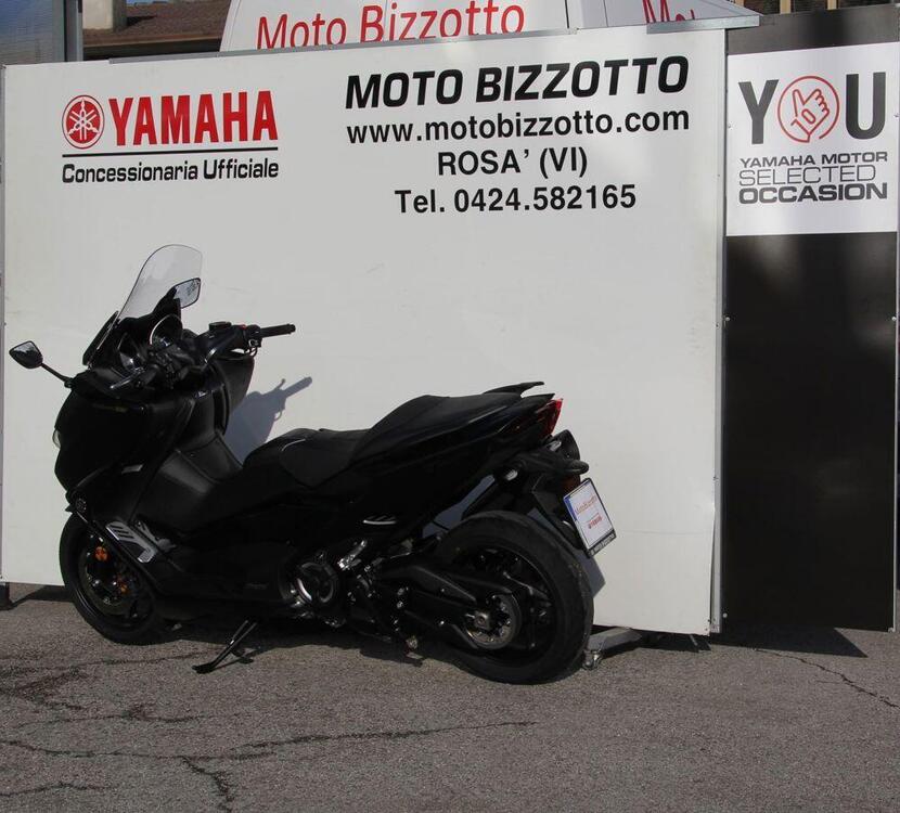 Yamaha T-Max 560 Tech Max (2021) (4)