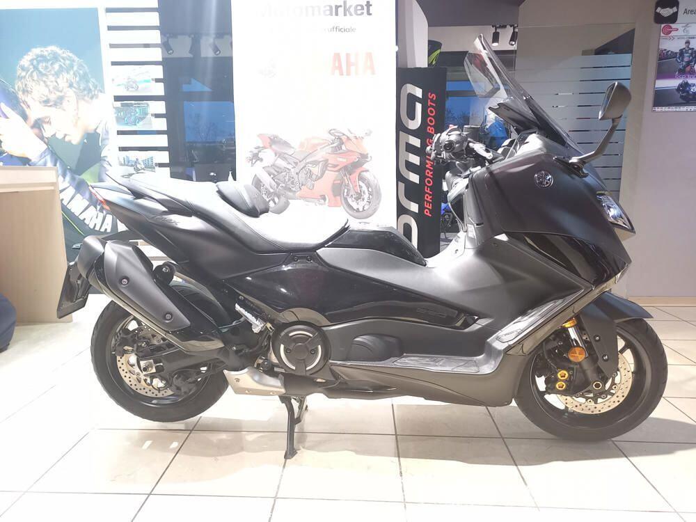 Yamaha T-Max 560 Tech Max (2022 - 24) (2)