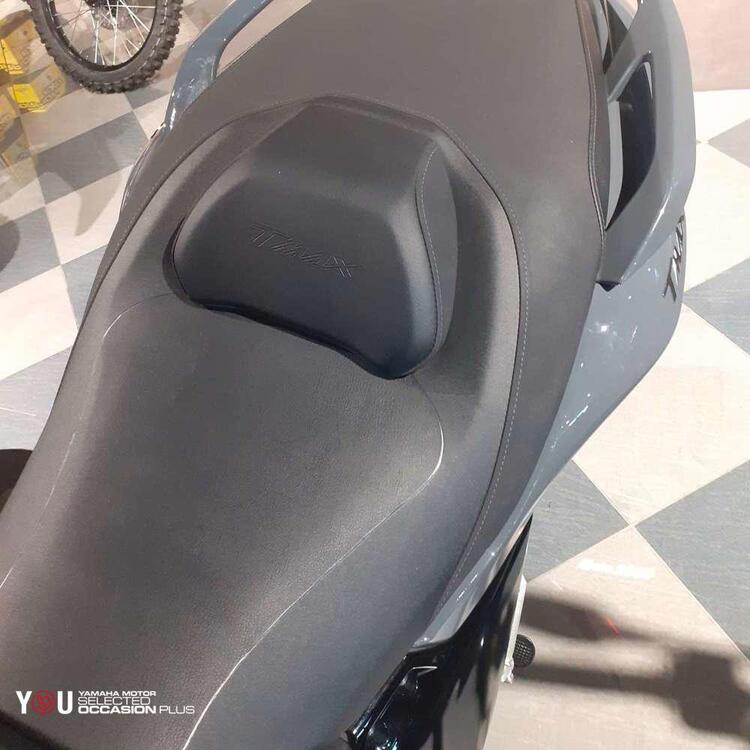 Yamaha T-Max 560 Tech Max (2022 - 24) (5)