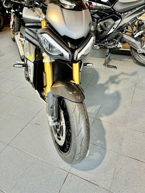 Triumph Speed Triple 1200 RS (2021 - 24) (4)