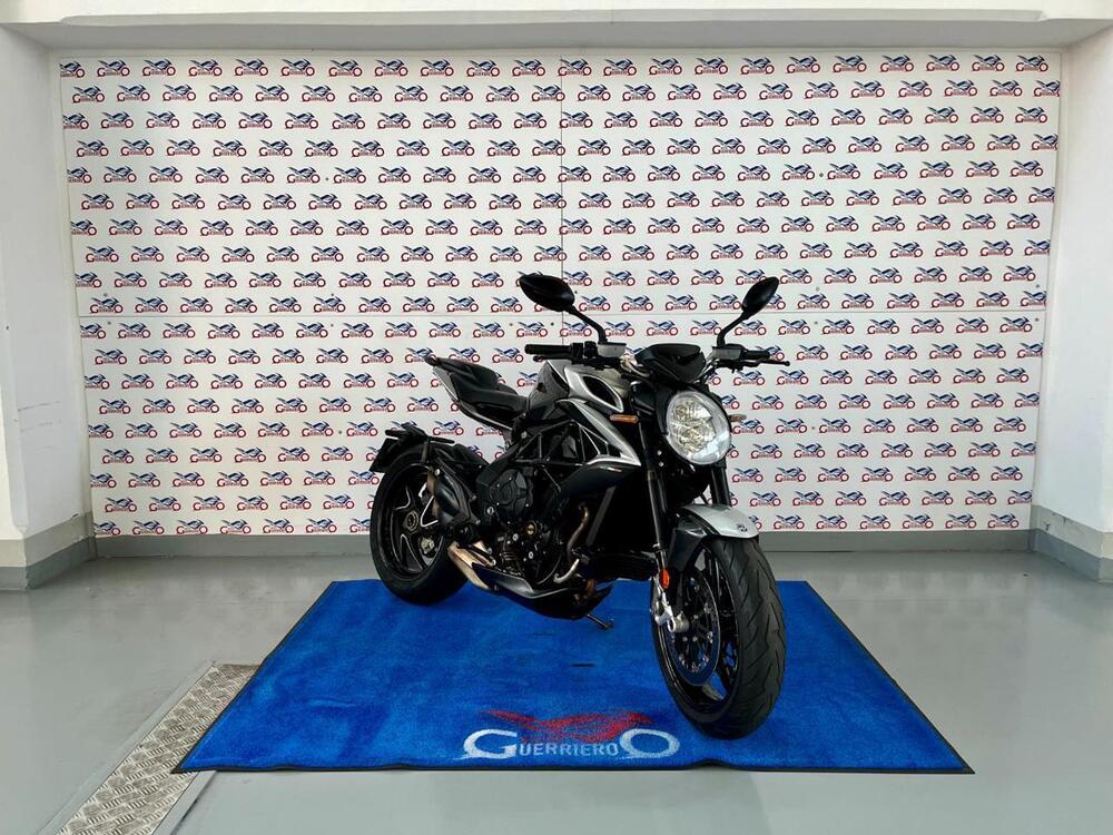 MV Agusta Brutale 800 (2020) (2)