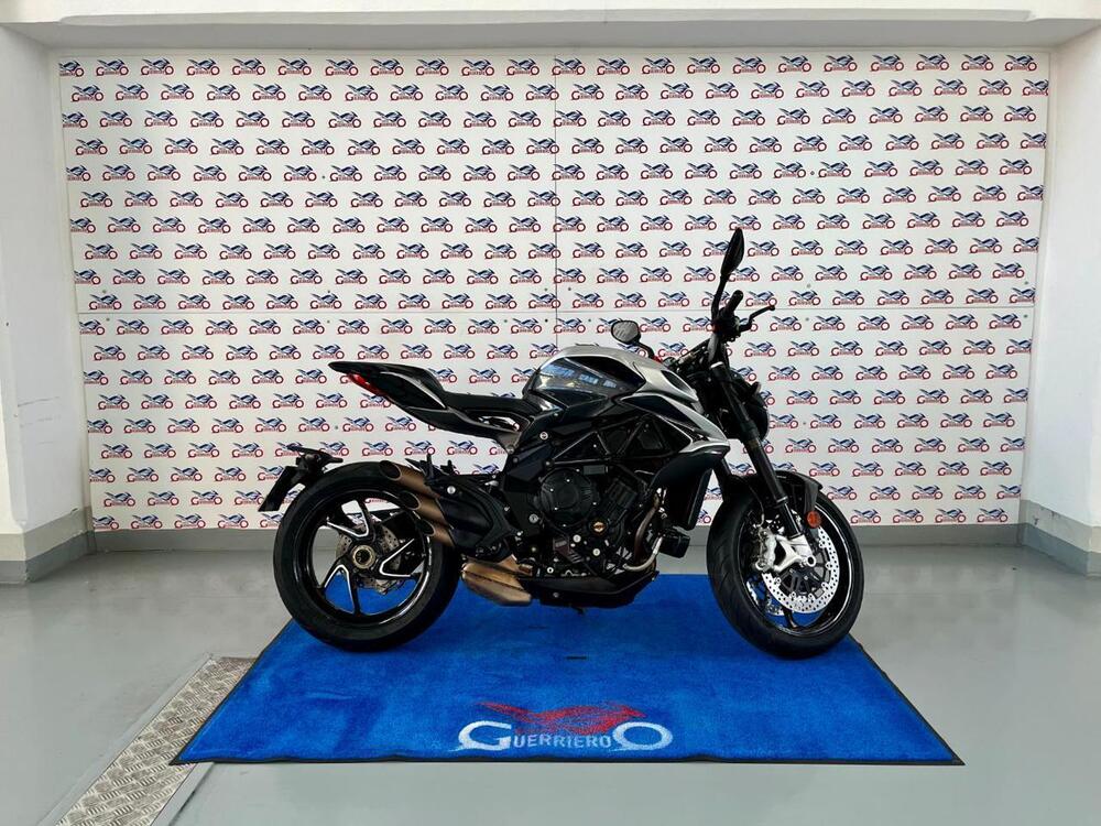 MV Agusta Brutale 800 (2020) (3)