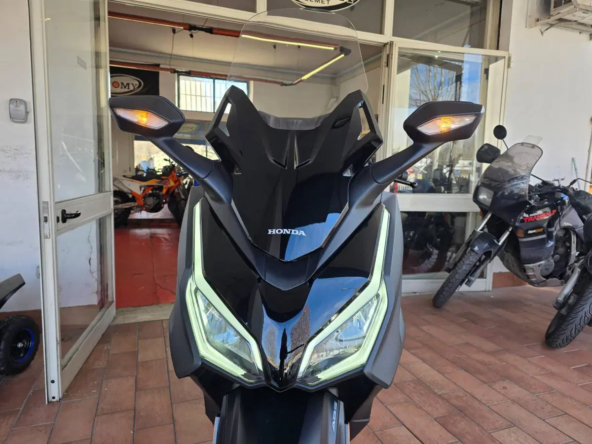 Honda Forza 350 Deluxe (2022 - 24) (5)
