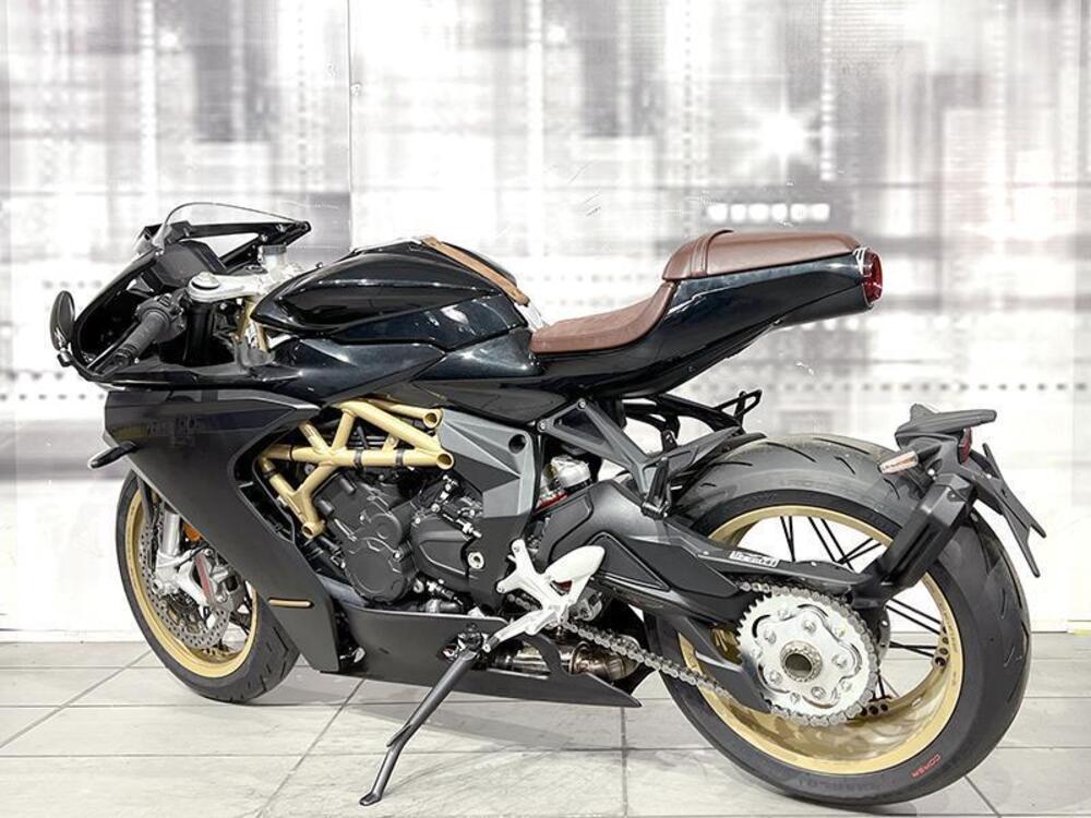 MV Agusta Superveloce 800 S (2021 - 25) (2)