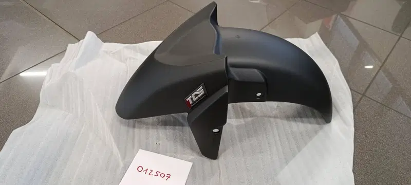 PARAFANGO ANTERIORE MAXSYM 400 GT E5+ (2)