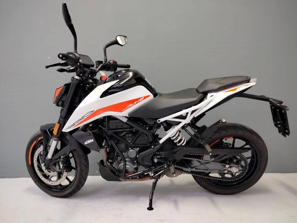 KTM 390 Duke (2021 - 23) (2)