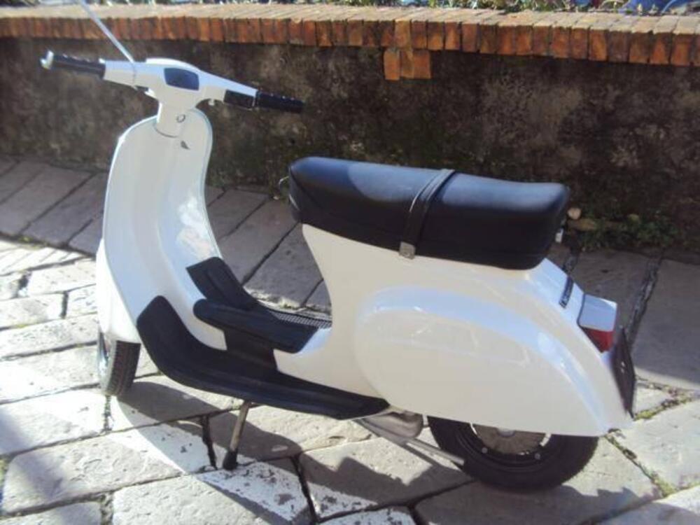 Vespa  50 SPECIAL (5)