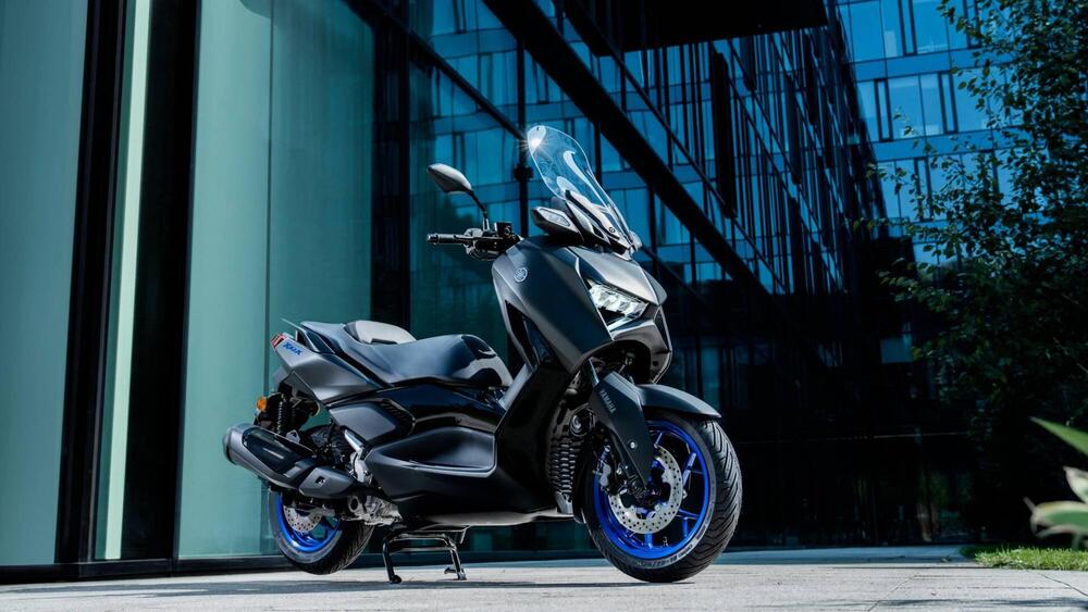 Yamaha X-Max 300 (2025)