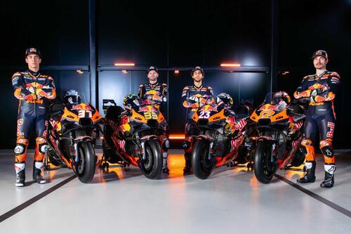 MotoGP 2025. Presentazione dei team KTM e Tech3 (ma la livrea praticamente è rimasta la stessa) - LIVE [VIDEO E GALLERY]