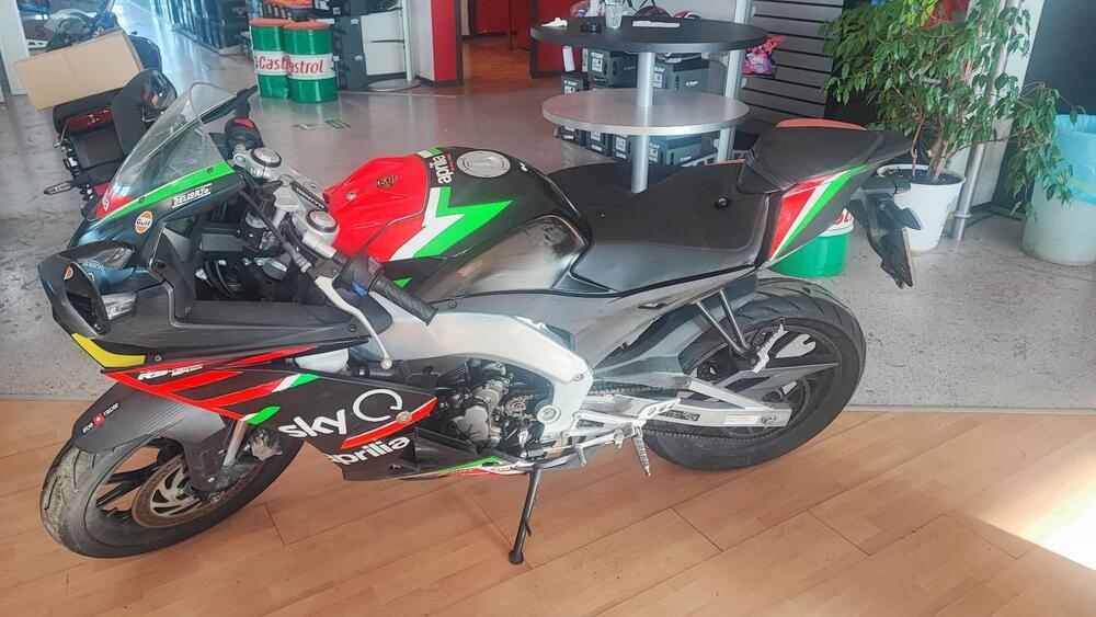 Aprilia RS 125 GP Replica (2021 - 24) (4)