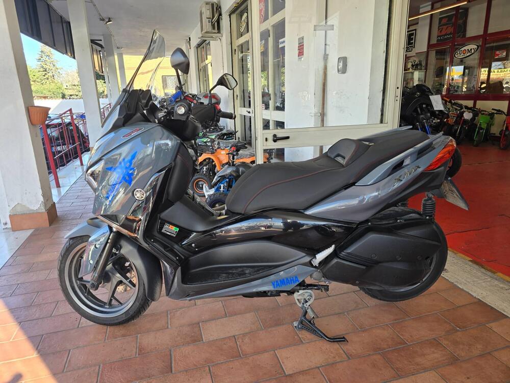 Yamaha X-Max 300 Tech Max (2021 - 24) (2)