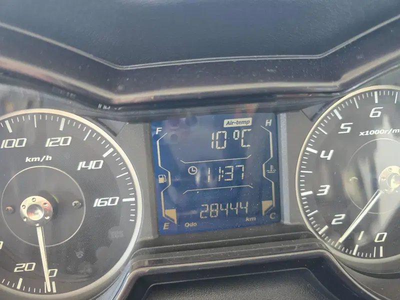 Yamaha X-Max 300 Tech Max (2021 - 24) (19)