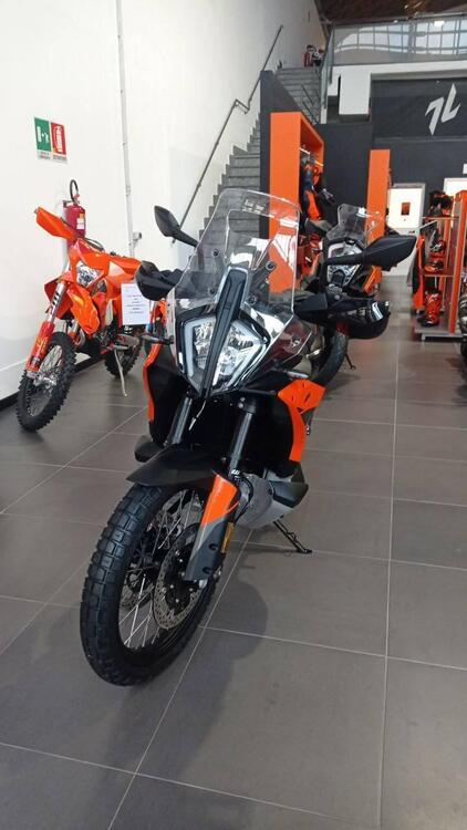 KTM 790 Adventure (2025) (3)